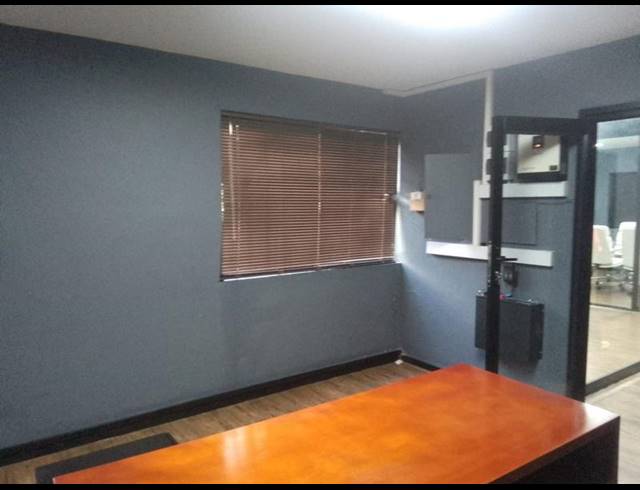 BUSINESS PROPERTY TO RENT IN VANDERBIJLPARK CW 1